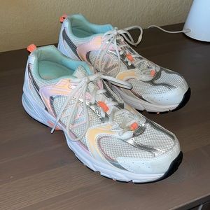 Womens New Balance shoes